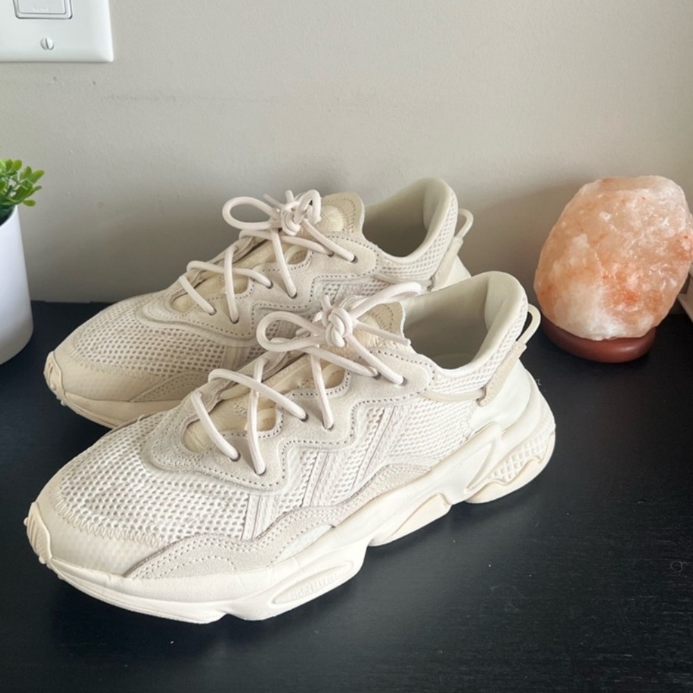 Adidas Ozweego Shoe SZ 8 NWOT